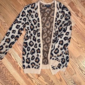 ⚡️ Animal Print Cardigan